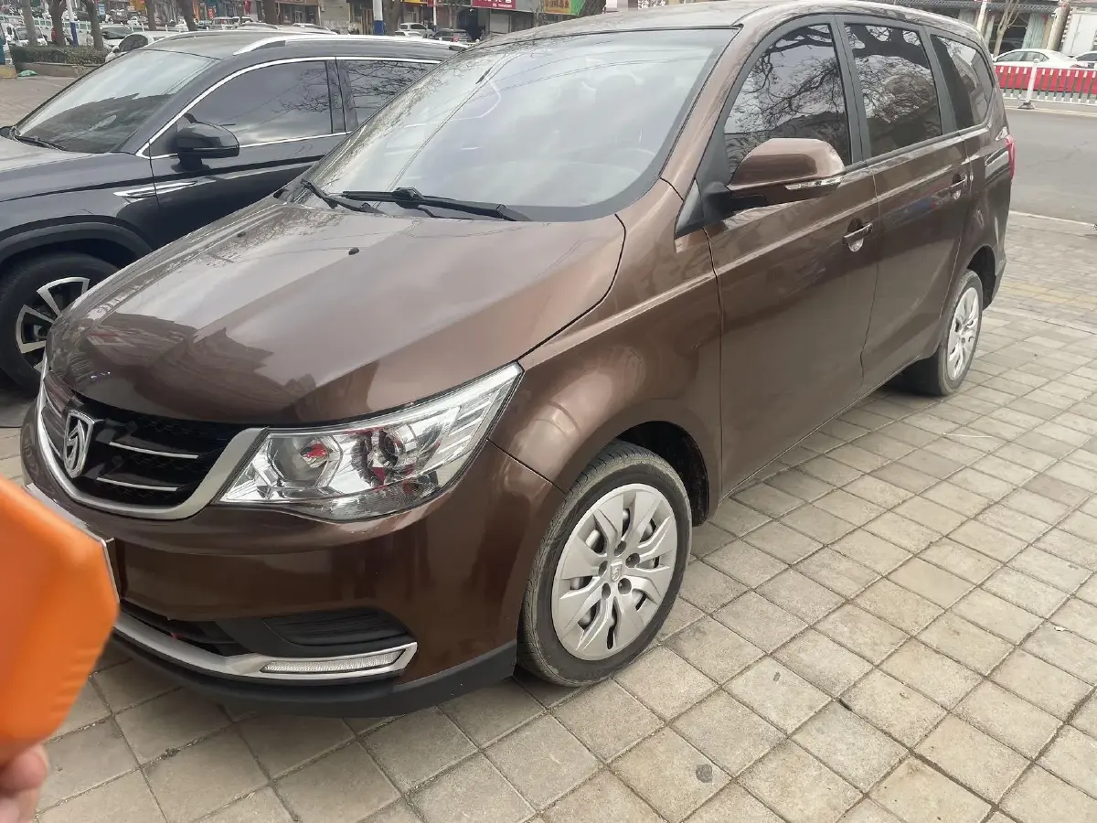 2016 BaoJun 730 1.5L 112HP L4 5MT