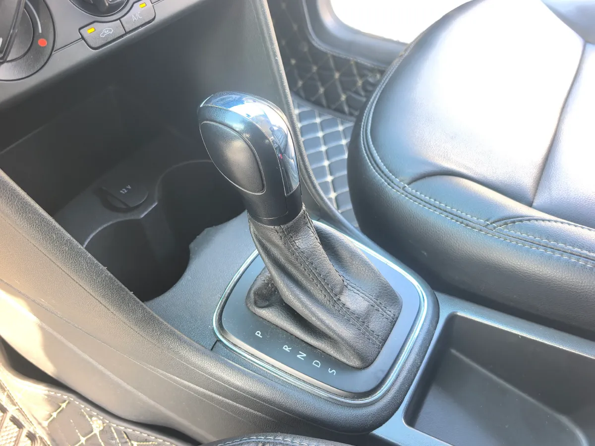 2018 ChangAn Eado 1.6L 128HP L4 6AT,autocango,china used car exporter,china ev exporter,chinese used car exporter,chinese used ev exporter