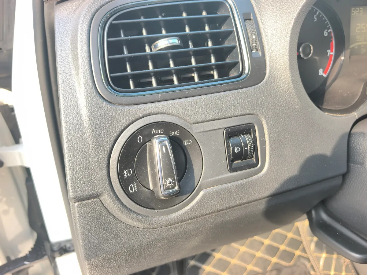 2018 ChangAn Eado 1.6L 128HP L4 6AT,autocango,china used car exporter,china ev exporter,chinese used car exporter,chinese used ev exporter