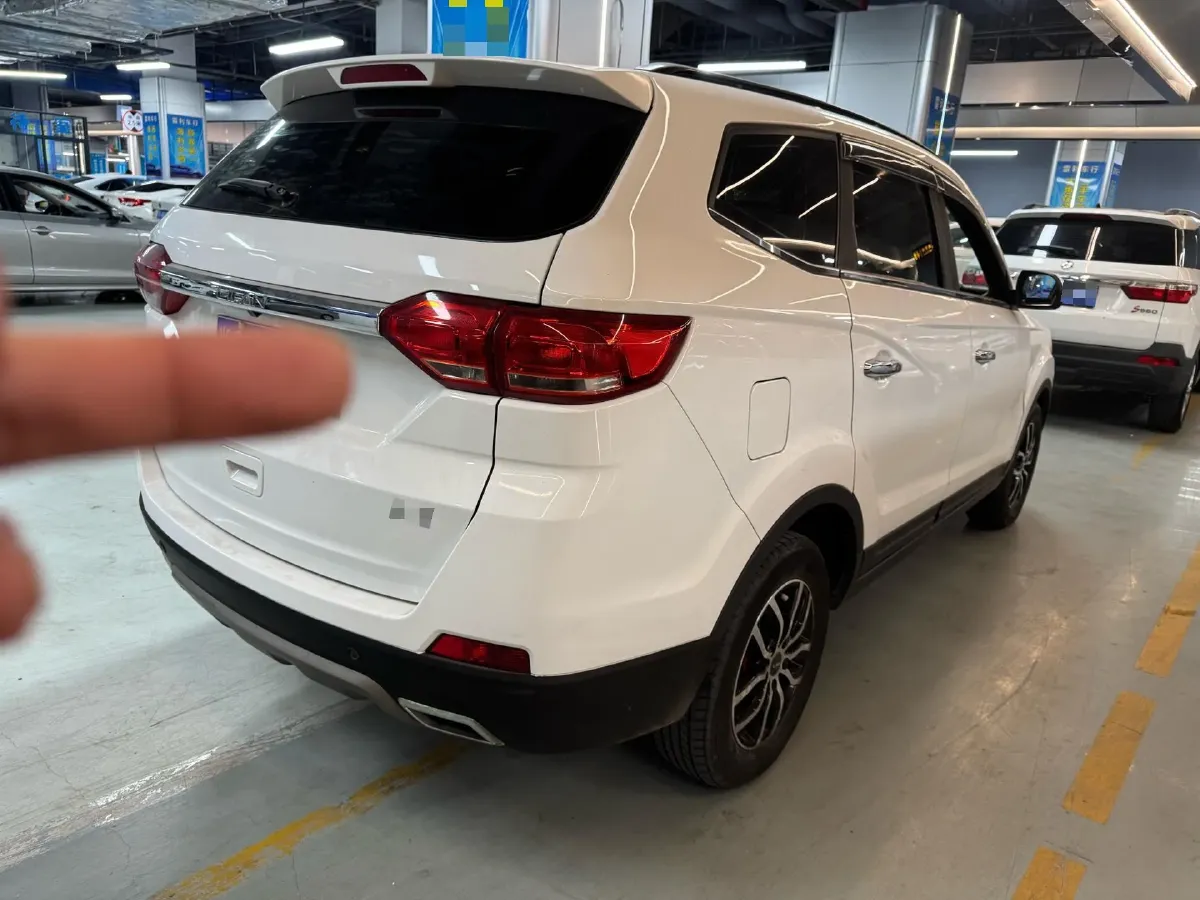 2017 LiFan MaiWei 1.8L 133HP L4 5MT,autocango,china used car exporter,china ev exporter,chinese used car exporter,chinese used ev exporter