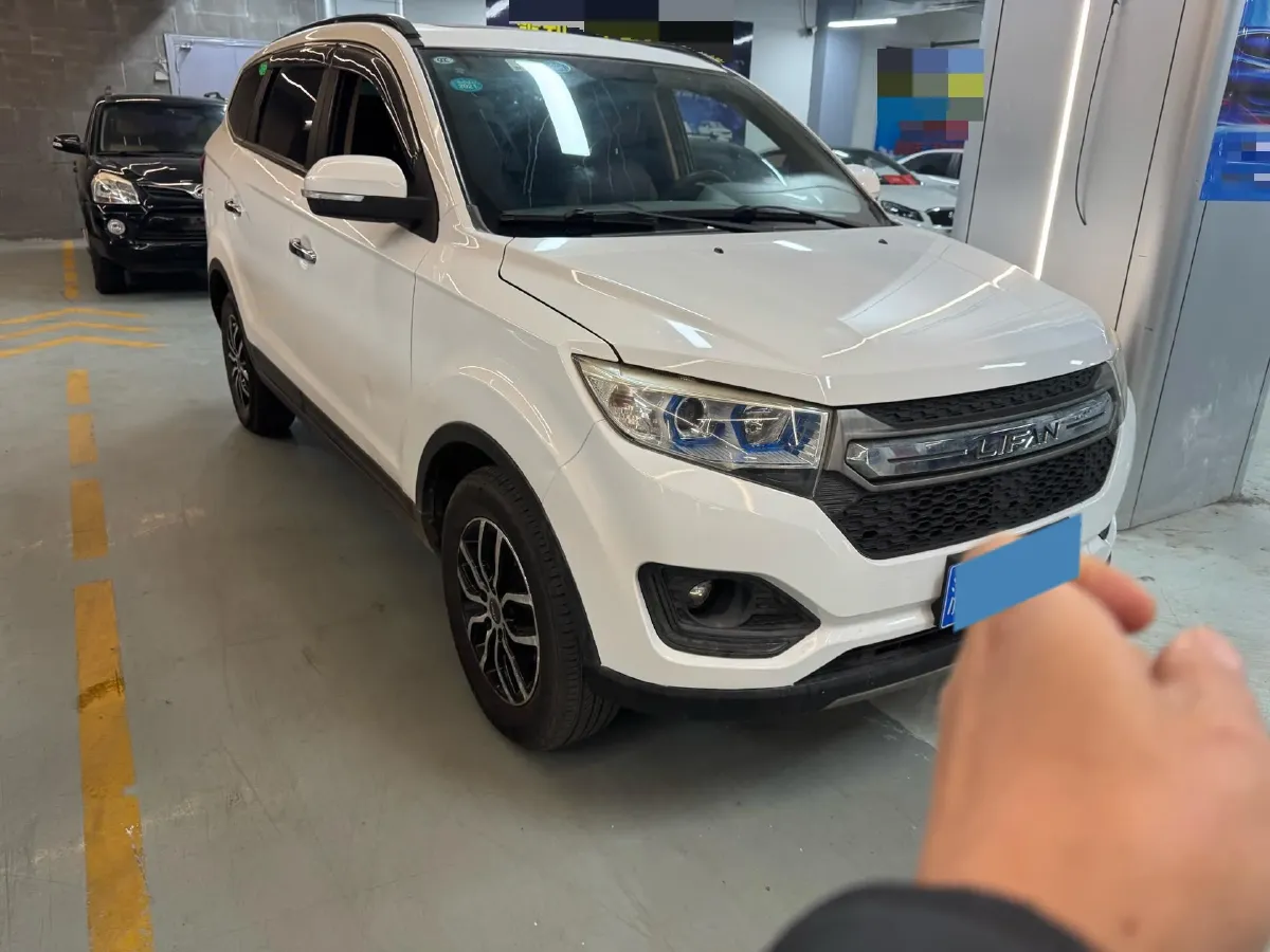 2017 LiFan MaiWei 1.8L 133HP L4 5MT,autocango,china used car exporter,china ev exporter,chinese used car exporter,chinese used ev exporter