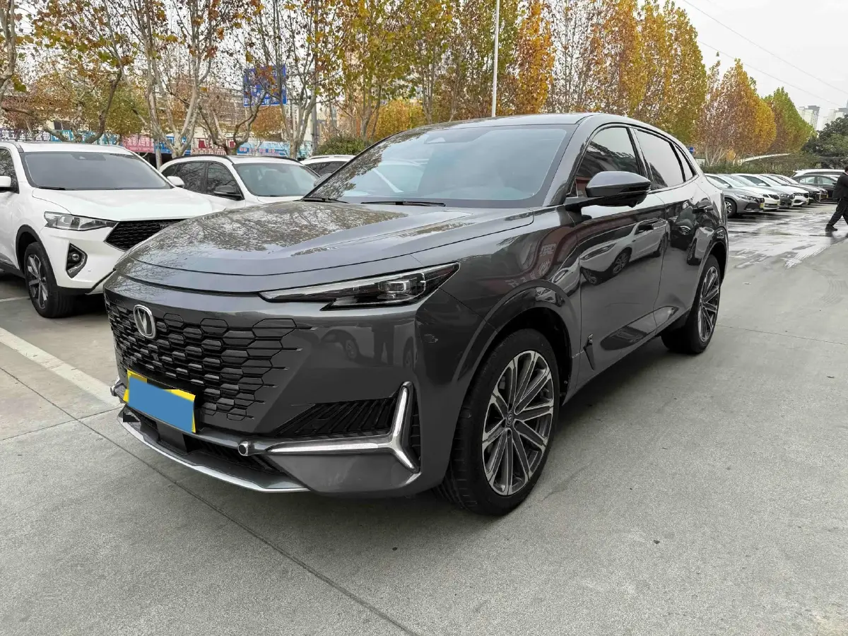 2021 ChangAn UNI-K 2.0T 233HP L4 8AT