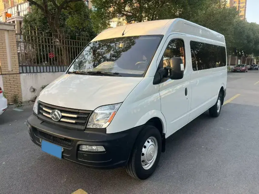 2020 MAXUS XinTu V80 2.5T 136HP L4 6MT