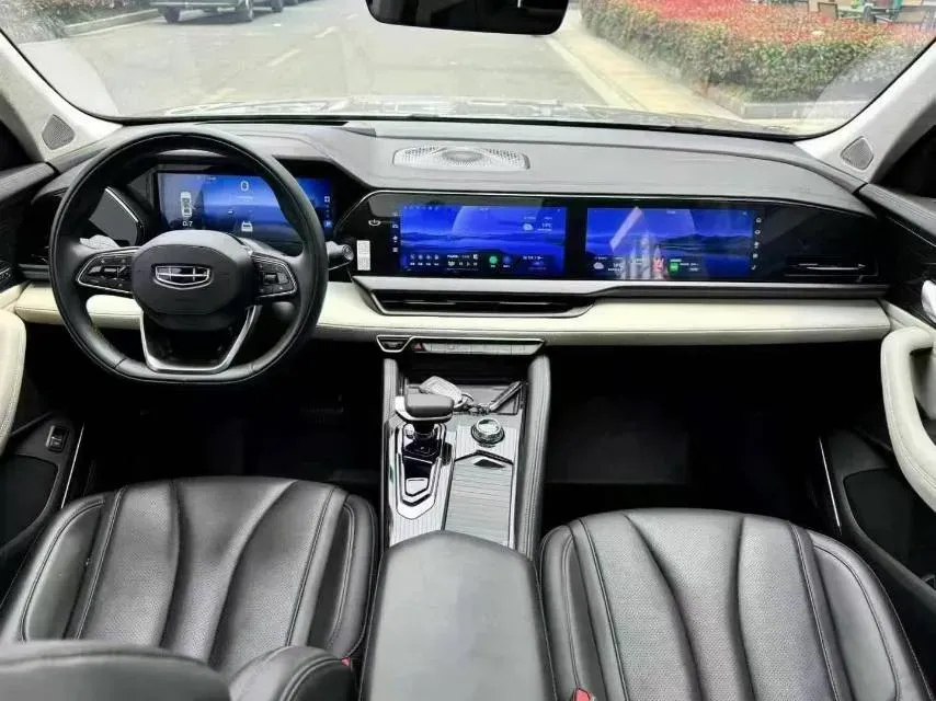 2023 Geely Monjaro 2.0T 238HP L4 8AT,autocango,china used car exporter,china ev exporter,chinese used car exporter,chinese used ev exporter