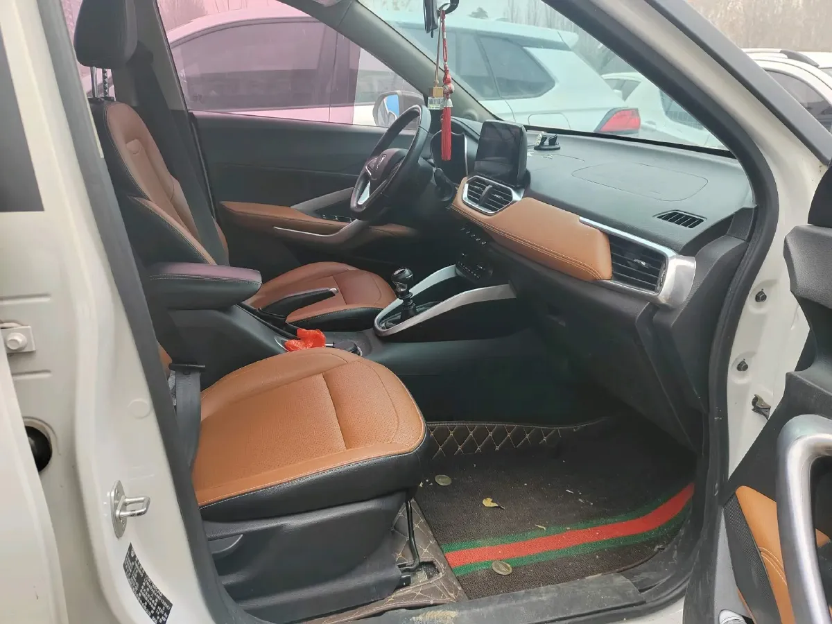 2019 Yema BoJun 1.5L 112HP L4 5MT,autocango,china used car exporter,china ev exporter,chinese used car exporter,chinese used ev exporter