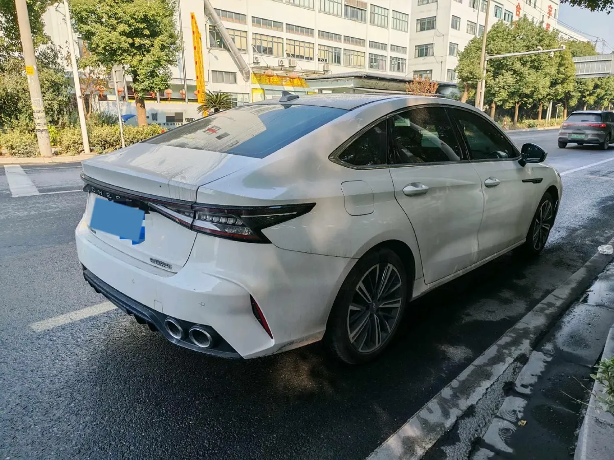 2025 Chery Arrizo 8 1.6T 197HP L4 7DCT,autocango,china used car exporter,china ev exporter,chinese used car exporter,chinese used ev exporter