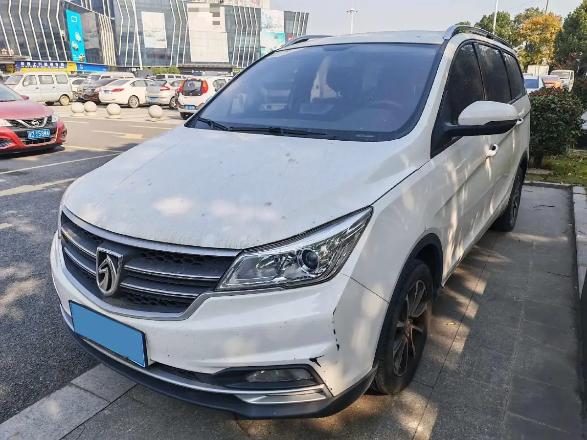 2019 BaoJun 730 1.5L 105HP L4 6MT