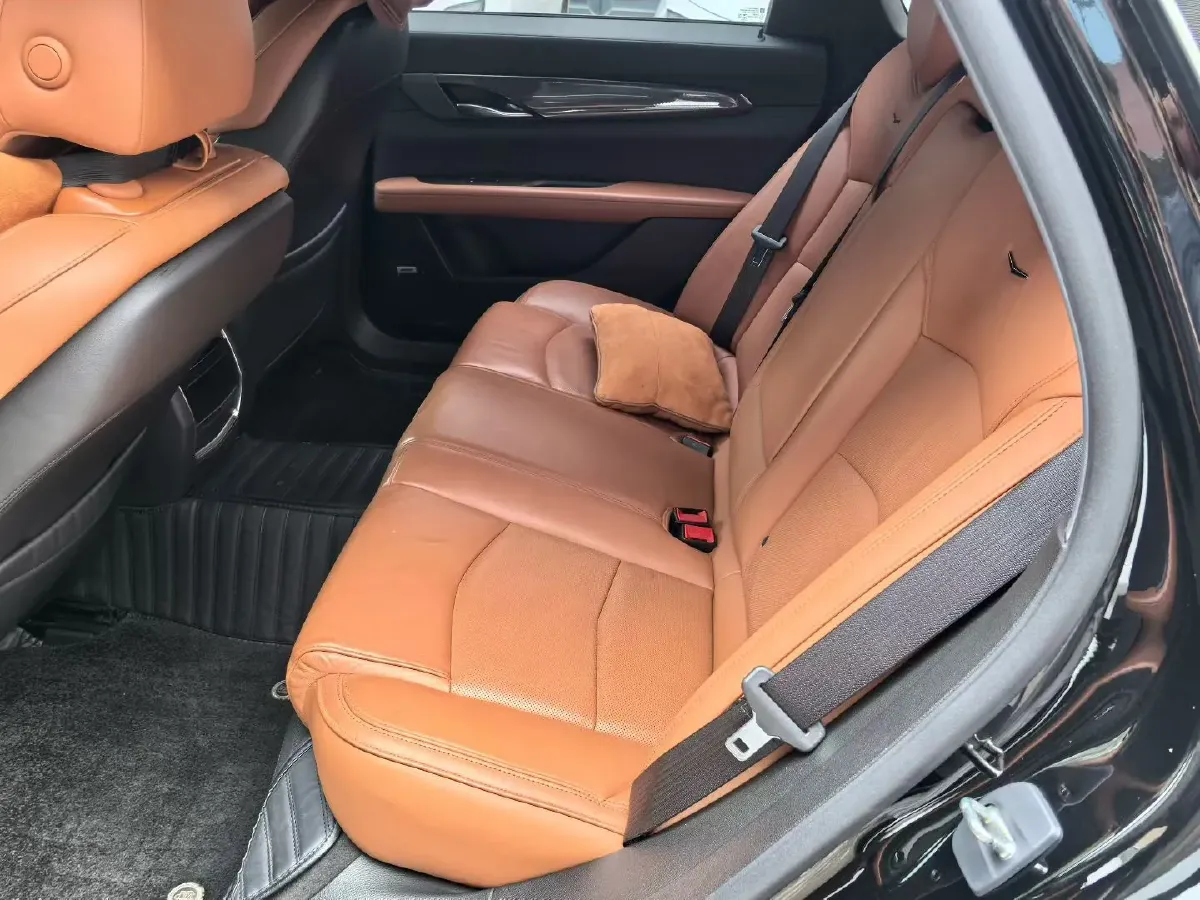 2021 Cadillac CT6 2.0T 237HP L4 10AT,autocango,china used car exporter,china ev exporter,chinese used car exporter,chinese used ev exporter