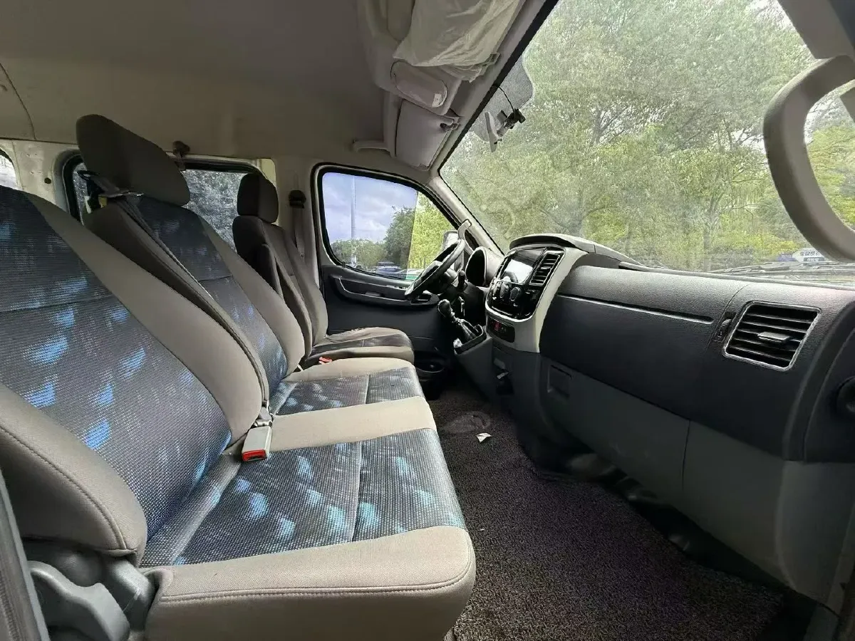 2021 DongFeng DFAC YuFeng 2.3T 136HP L4 6MT,autocango,china used car exporter,china ev exporter,chinese used car exporter,chinese used ev exporter