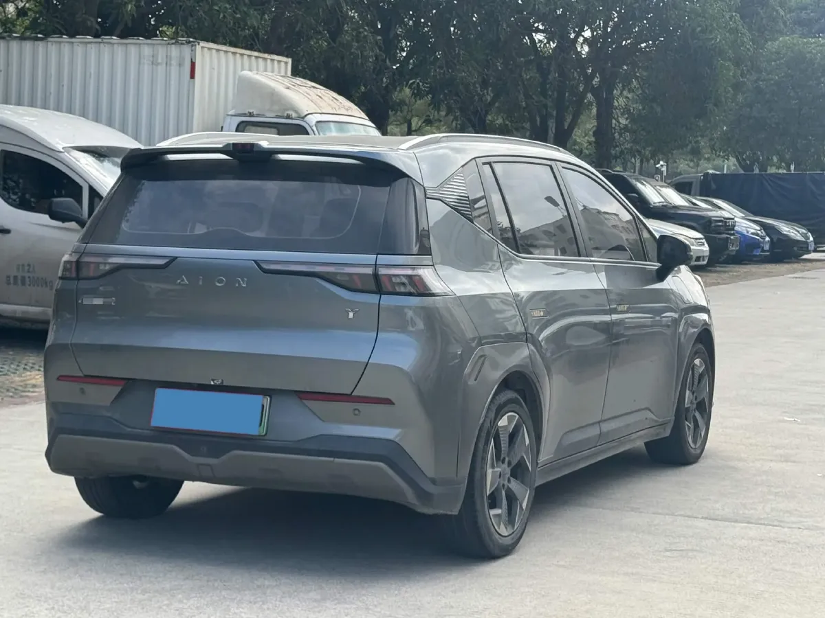 2022 Geely Okavango 1.8T 184HP L4 7DCT,autocango,china used car exporter,china ev exporter,chinese used car exporter,chinese used ev exporter