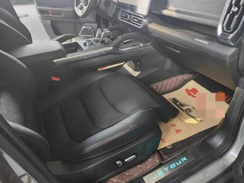 2025 Jetour Traveller 2.0T 254HP L4 7DCT,autocango,china used car exporter,china ev exporter,chinese used car exporter,chinese used ev exporter