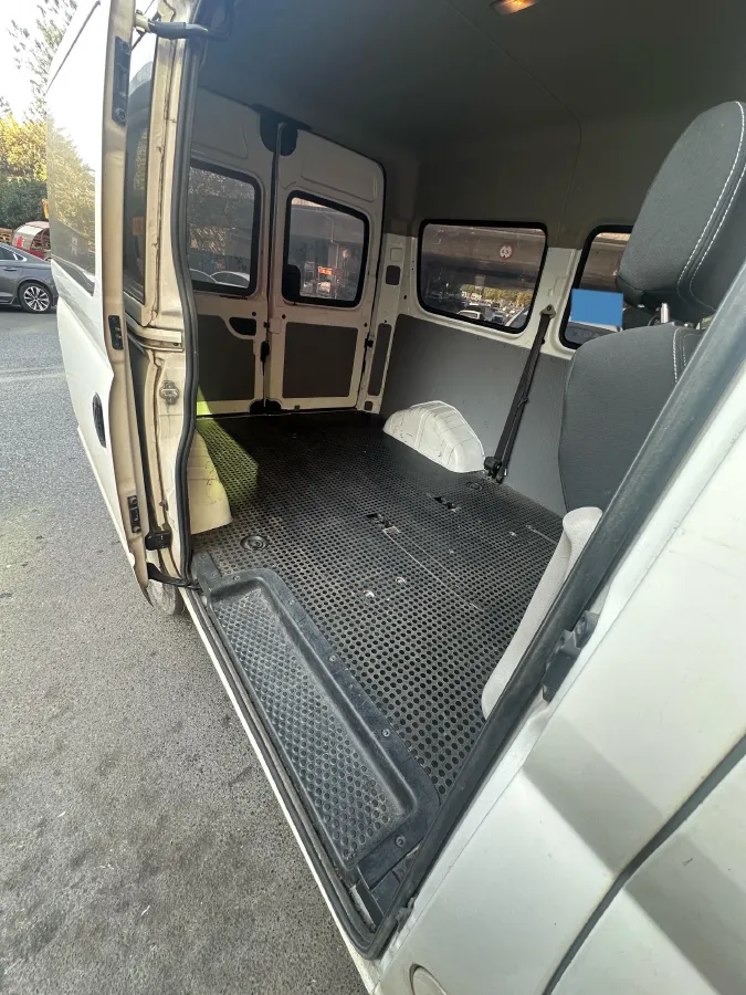 2019 JMC TeShun 2.8T 116HP L4 5MT,autocango,china used car exporter,china ev exporter,chinese used car exporter,chinese used ev exporter