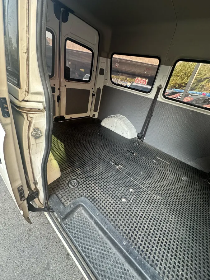 2019 JMC TeShun 2.8T 116HP L4 5MT,autocango,china used car exporter,china ev exporter,chinese used car exporter,chinese used ev exporter