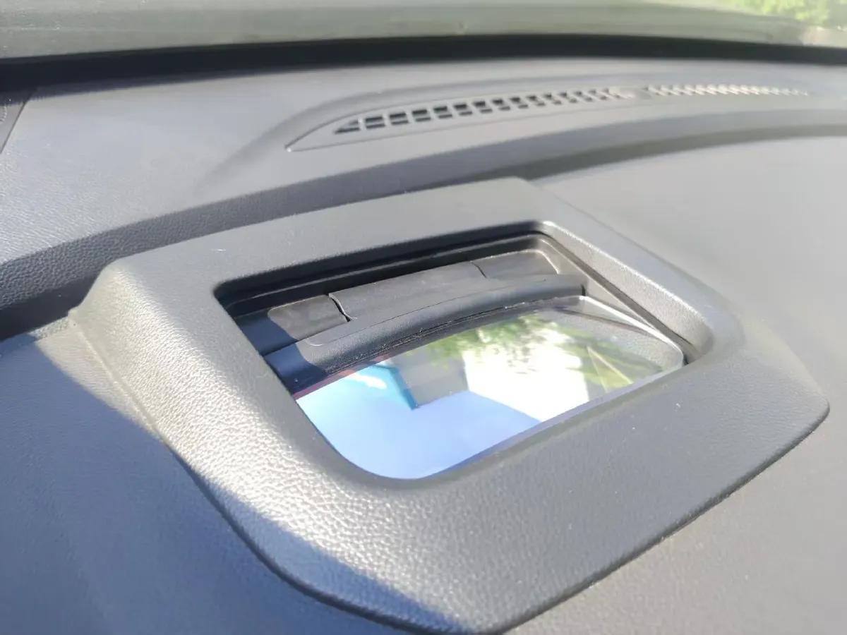 2020 MAXUS Euniq 5 BEV 61.1KWH,autocango,china used car exporter,china ev exporter,chinese used car exporter,chinese used ev exporter