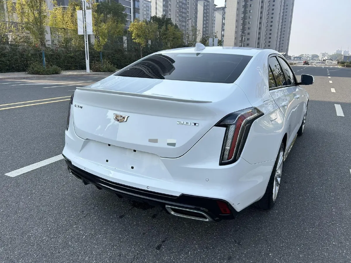 2021 Cadillac CT4 2.0T 237HP L4 8AT,autocango,china used car exporter,china ev exporter,chinese used car exporter,chinese used ev exporter