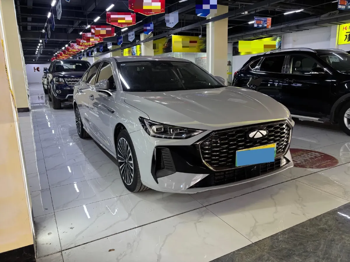2025 Fulwin FulwinA8L 1.5T 156HP L4 1DHT PHEV 18.67KWH,autocango,china used car exporter,china ev exporter,chinese used car exporter,chinese used ev exporter