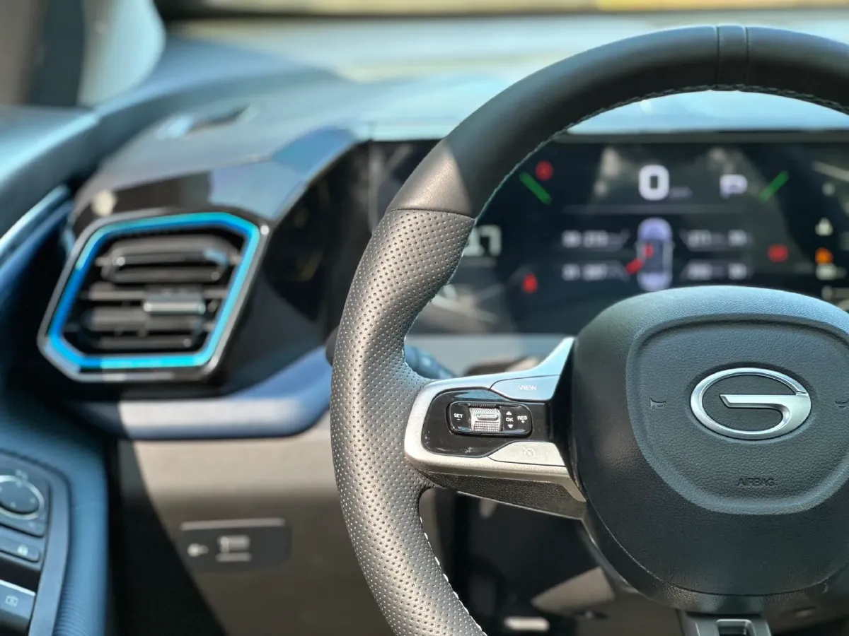 2023 GAC Trumpchi GS3 1.5T 177HP L4 7DCT,autocango,china used car exporter,china ev exporter,chinese used car exporter,chinese used ev exporter