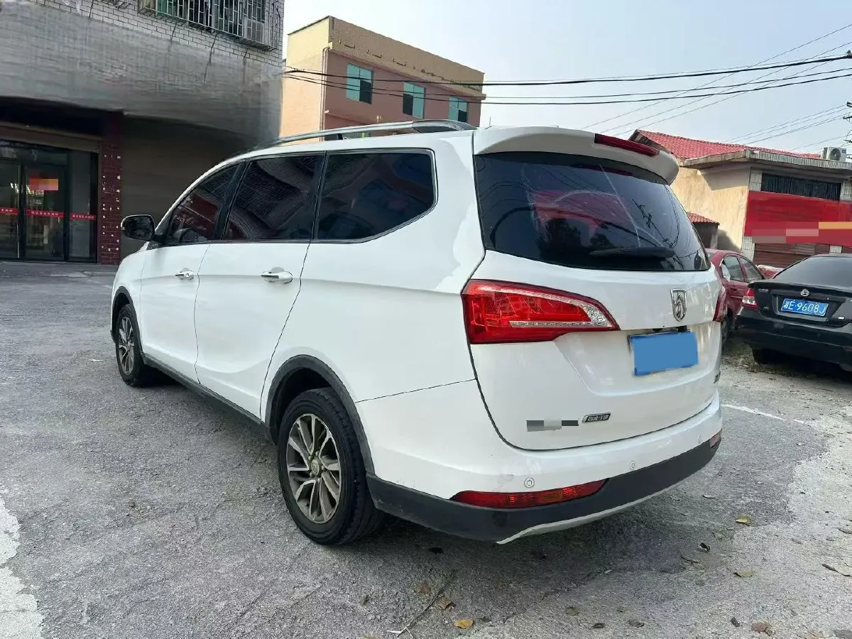 2017 BaoJun 730 1.5T 150HP L4 6MT,autocango,china used car exporter,china ev exporter,chinese used car exporter,chinese used ev exporter