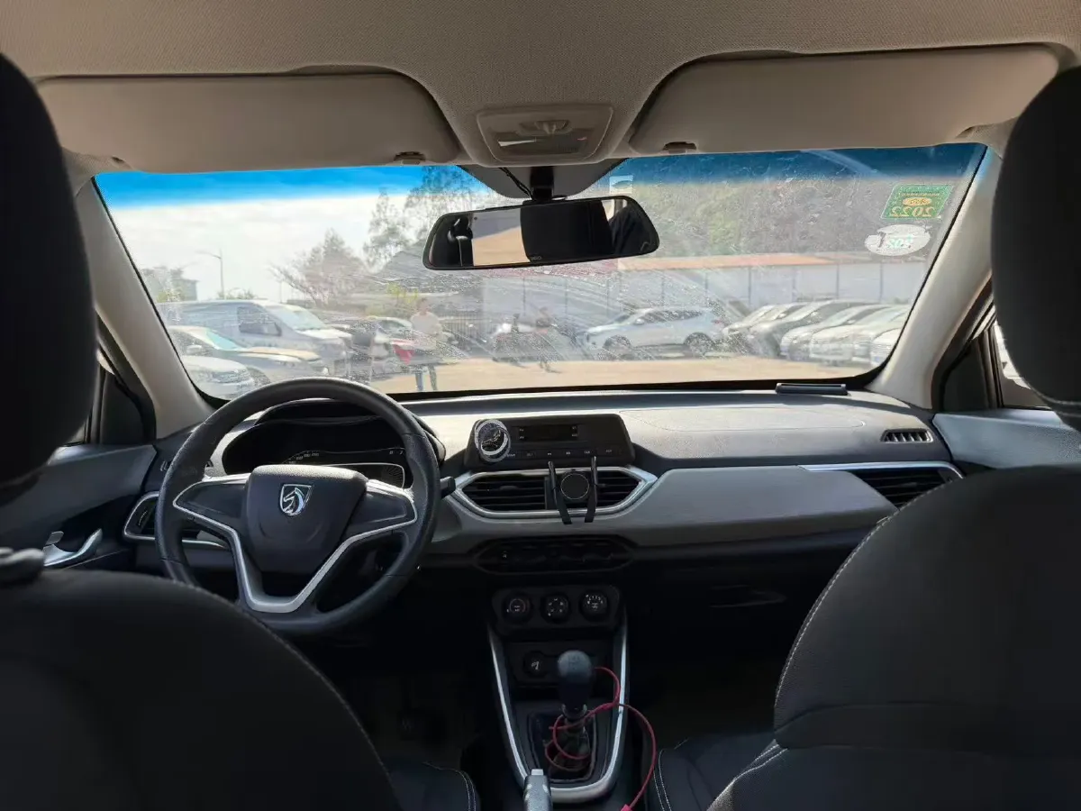 2017 BaoJun 510 1.5L 112HP L4 6MT,autocango,china used car exporter,china ev exporter,chinese used car exporter,chinese used ev exporter