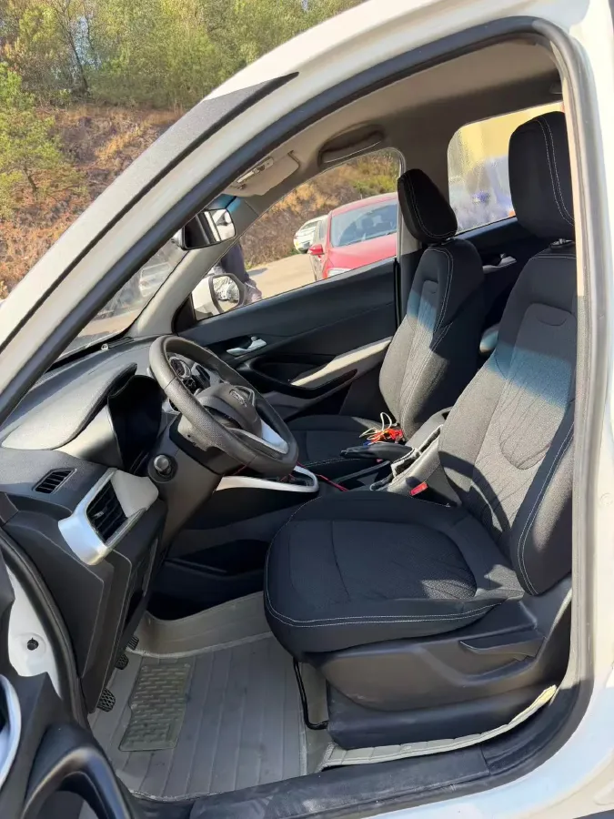 2017 BaoJun 510 1.5L 112HP L4 6MT,autocango,china used car exporter,china ev exporter,chinese used car exporter,chinese used ev exporter