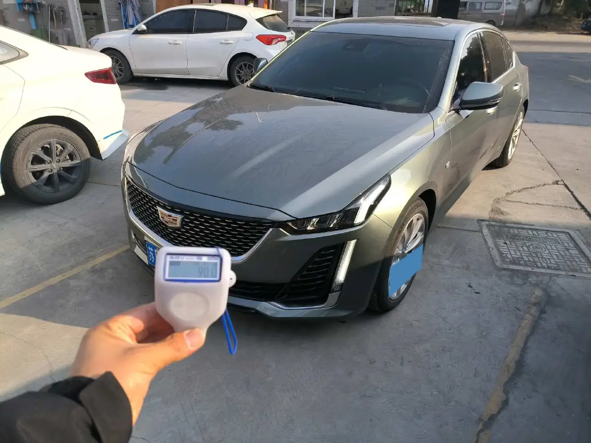 2022 Cadillac CT5 2.0T 237HP L4 10AT