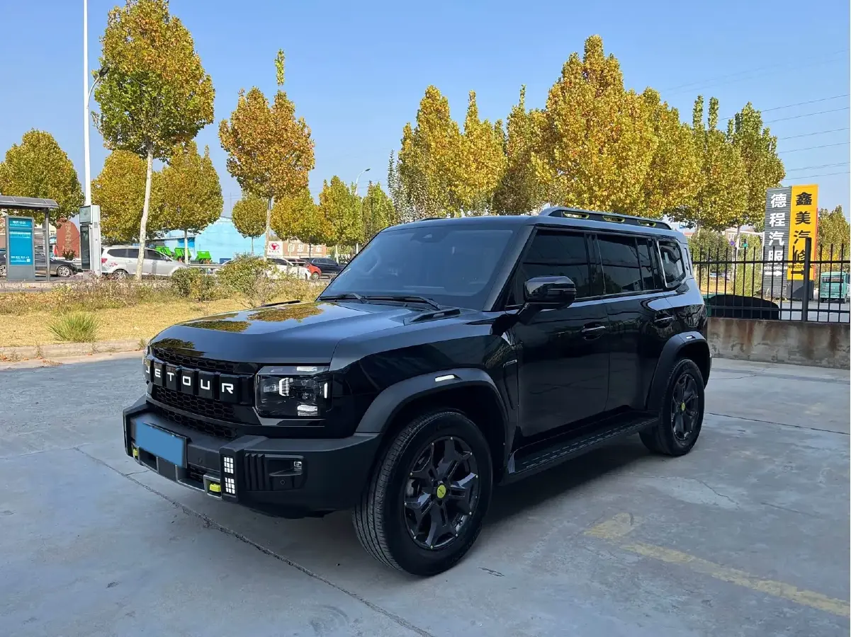 2023 Jetour Traveller 2.0T 254HP L4 7DCT