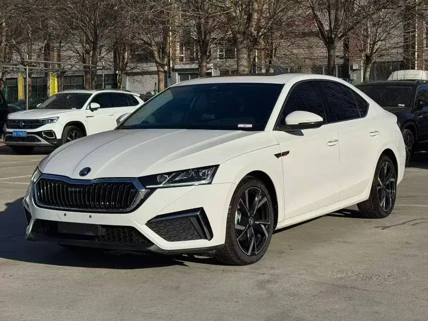 2022 Skoda Octavia 1.4T 150HP L4 7DCT