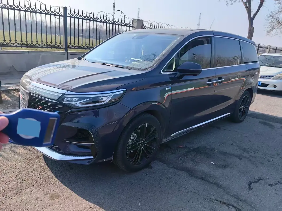 2021 Roewe iMAX8 2.0T 234HP L4 8AT