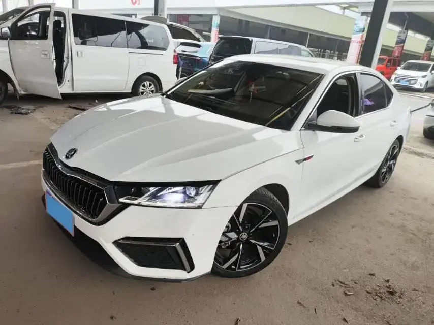 2021 Skoda Octavia 1.4T 150HP L4 7DCT