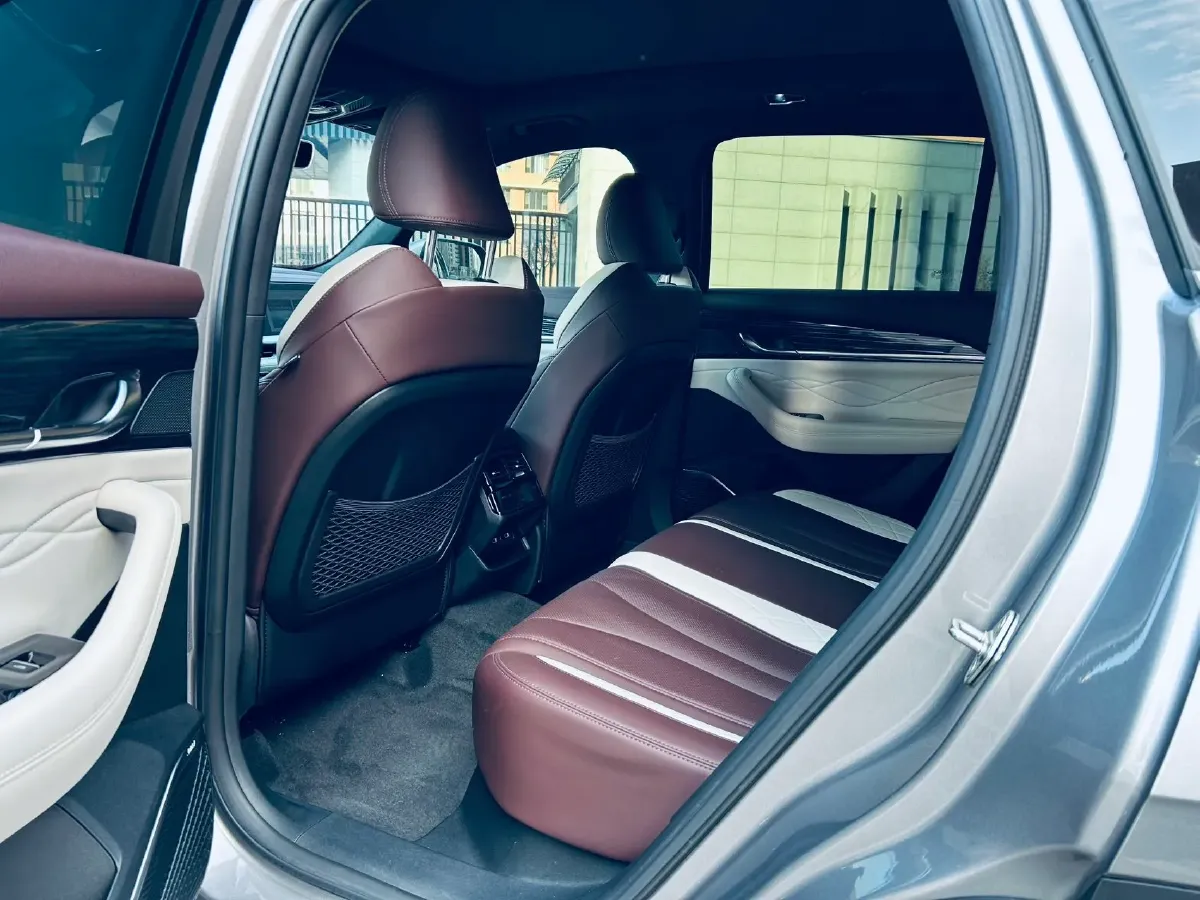 2021 Geely Monjaro 2.0T 238HP L4 8AT,autocango,china used car exporter,china ev exporter,chinese used car exporter,chinese used ev exporter