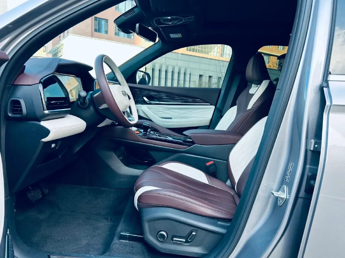 2021 Geely Monjaro 2.0T 238HP L4 8AT,autocango,china used car exporter,china ev exporter,chinese used car exporter,chinese used ev exporter