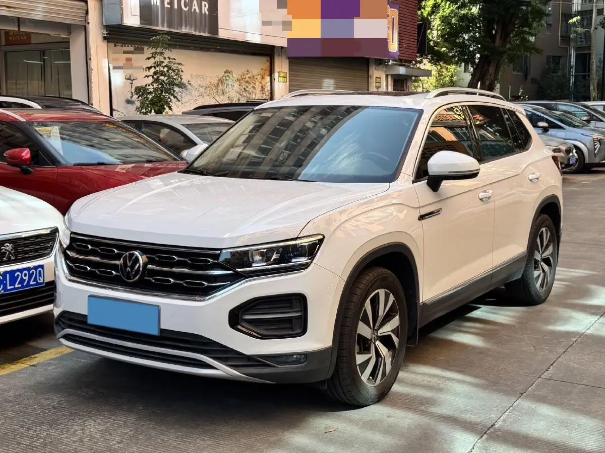 2022 Volkswagen Tayron 2.0T 186HP L4 7DCT