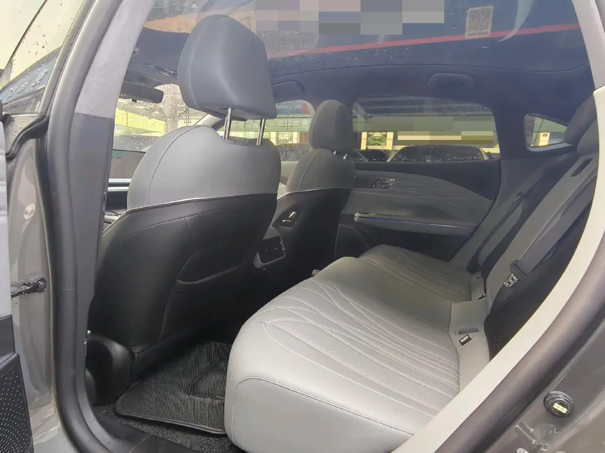 2025 MAXUS InterstellarX 2.5T 224HP L4 8AT,autocango,china used car exporter,china ev exporter,chinese used car exporter,chinese used ev exporter