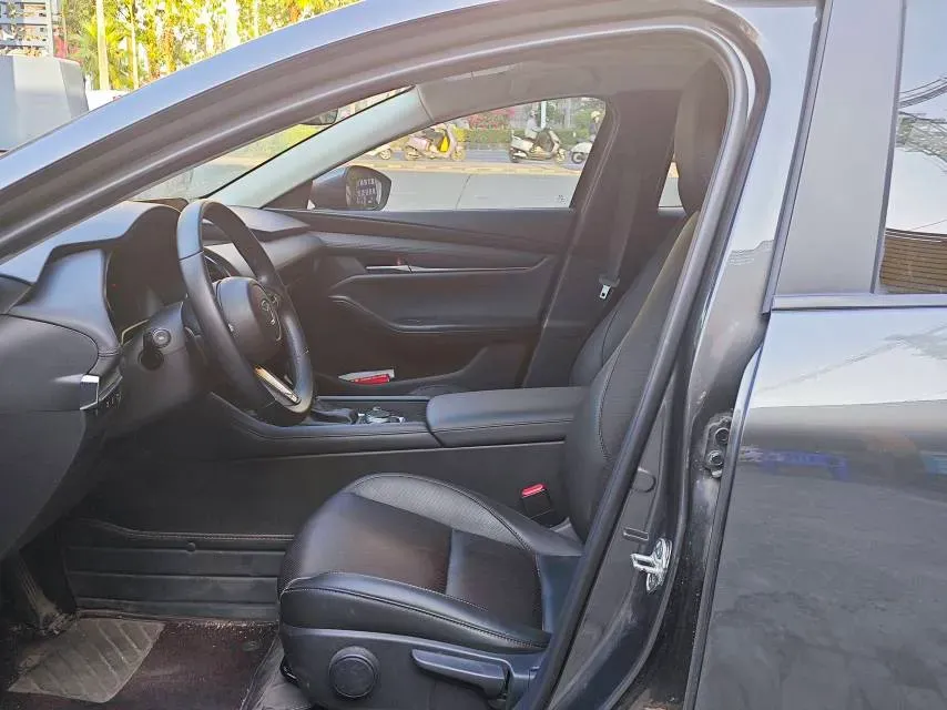 2021 Mazda 3 Axela 2.0L 158HP L4 6AT,autocango,china used car exporter,china ev exporter,chinese used car exporter,chinese used ev exporter