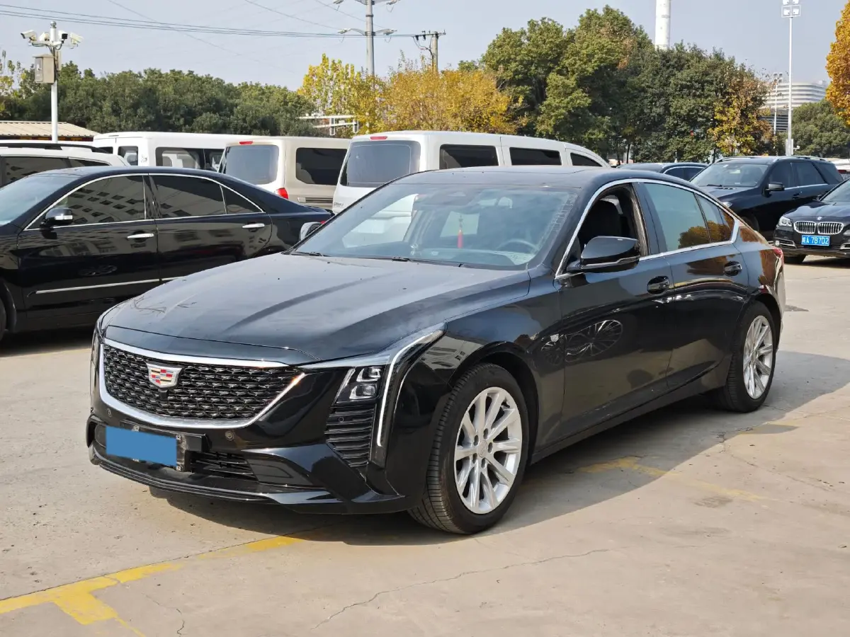 2024 Cadillac CT5 2.0T 237HP L4 10AT