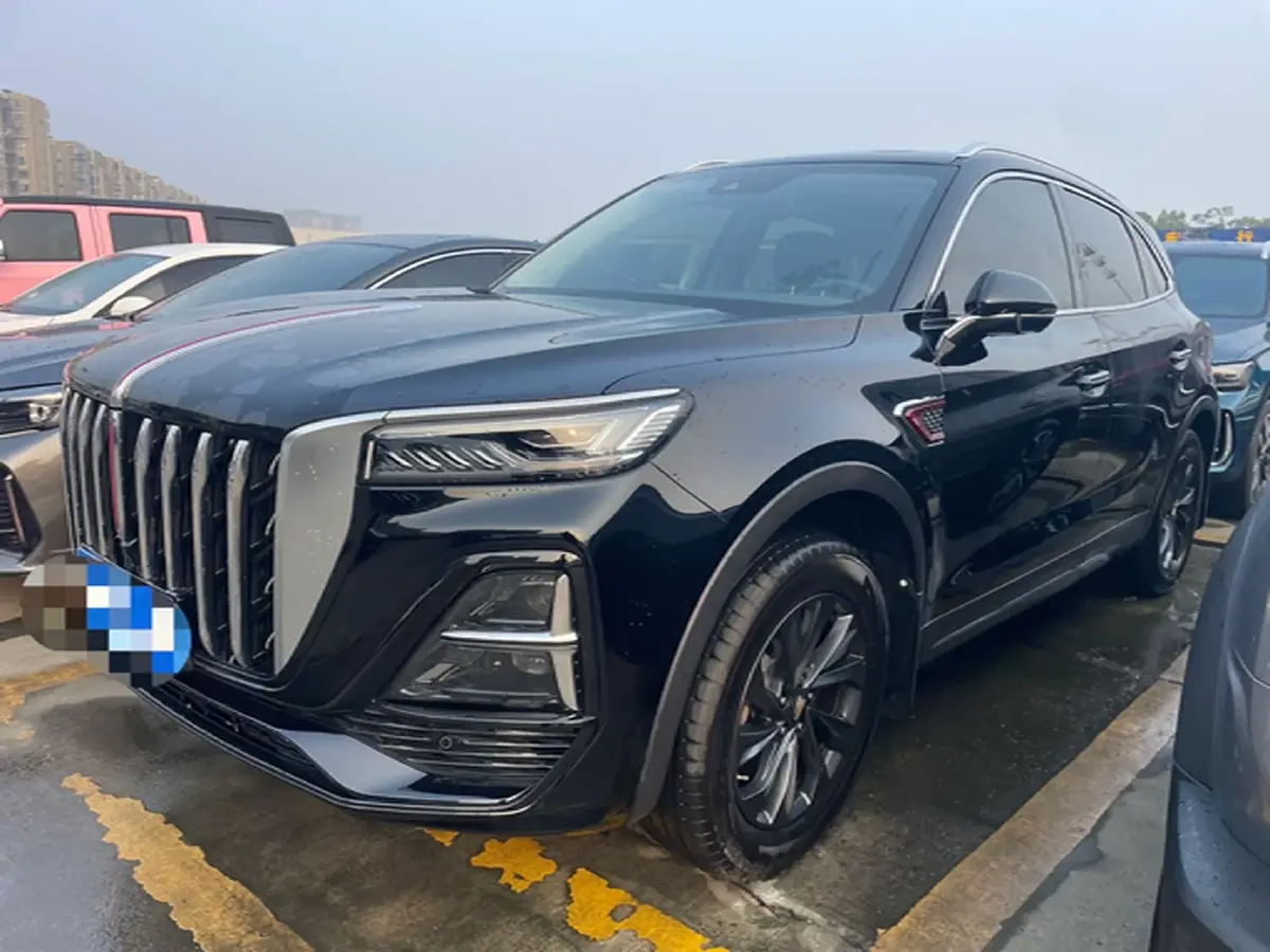 2025 HongQi HS5 2.0T 252HP L4 8AT