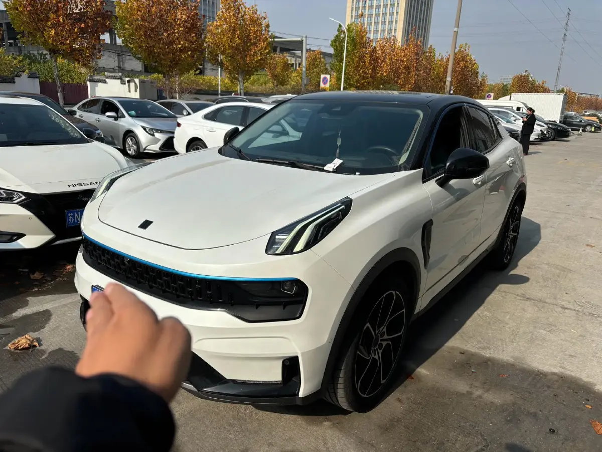 2022 LYNK&CO 05 2.0T 254HP L4 8AT