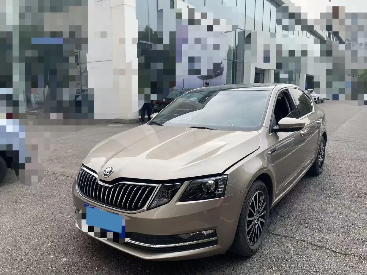 2020 Skoda Octavia 1.5L 113HP L4 6AT