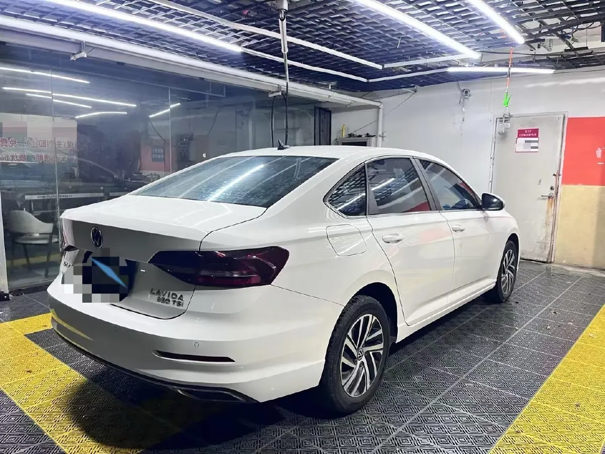 2022 Volkswagen T-Roc 1.4T 150HP L4 7DCT,autocango,china used car exporter,china ev exporter,chinese used car exporter,chinese used ev exporter