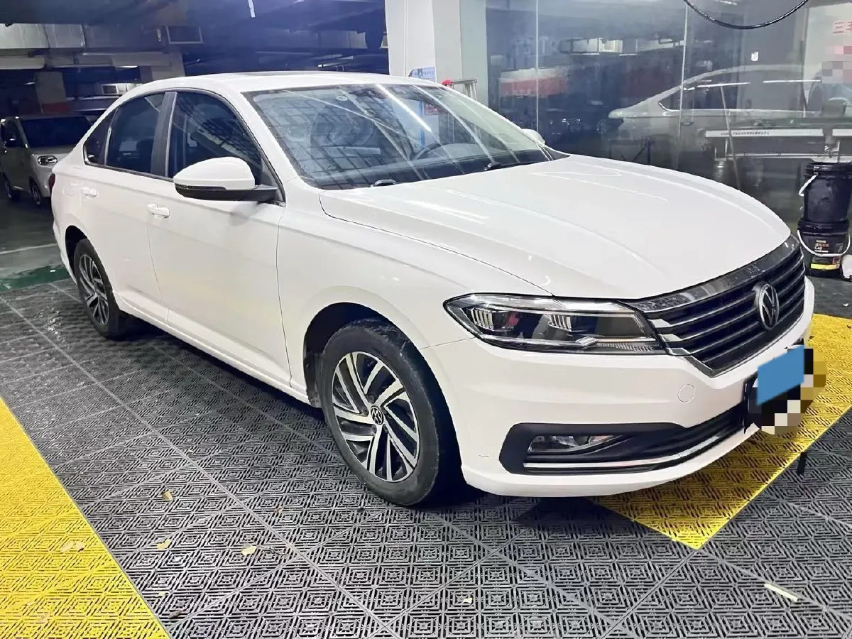 2022 Volkswagen T-Roc 1.4T 150HP L4 7DCT,autocango,china used car exporter,china ev exporter,chinese used car exporter,chinese used ev exporter