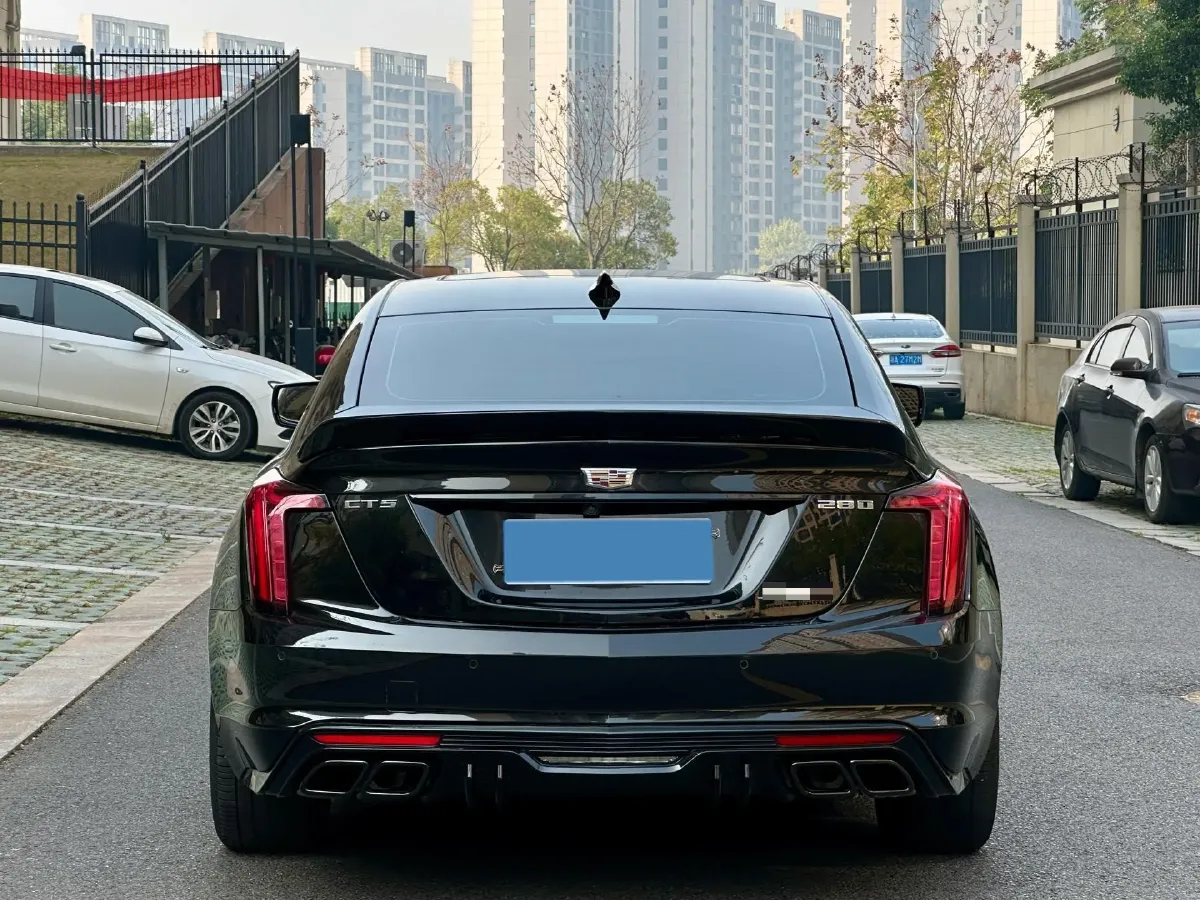 2023 Cadillac CT5 2.0T 237HP L4 10AT,autocango,china used car exporter,china ev exporter,chinese used car exporter,chinese used ev exporter