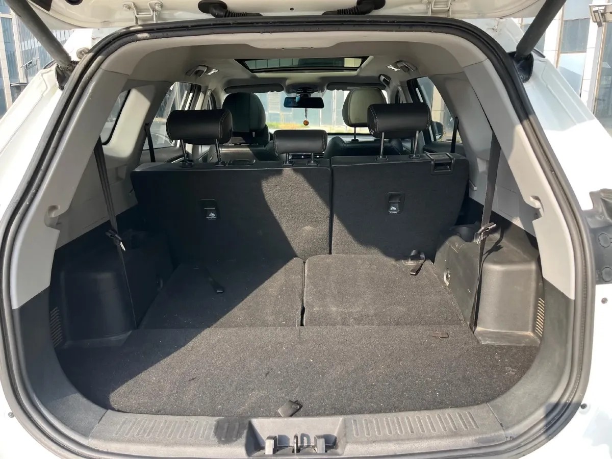 2019 Chery Tiggo 8 1.6T 197HP L4 7DCT,autocango,china used car exporter,china ev exporter,chinese used car exporter,chinese used ev exporter