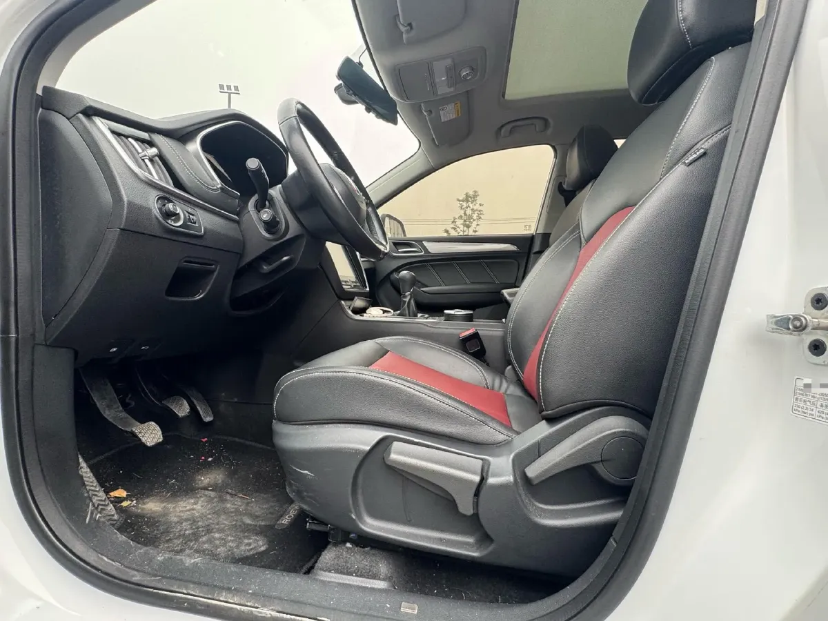 2020 Dongfeng YuFeng P16 2.4T 218HP L4 6MT,autocango,china used car exporter,china ev exporter,chinese used car exporter,chinese used ev exporter