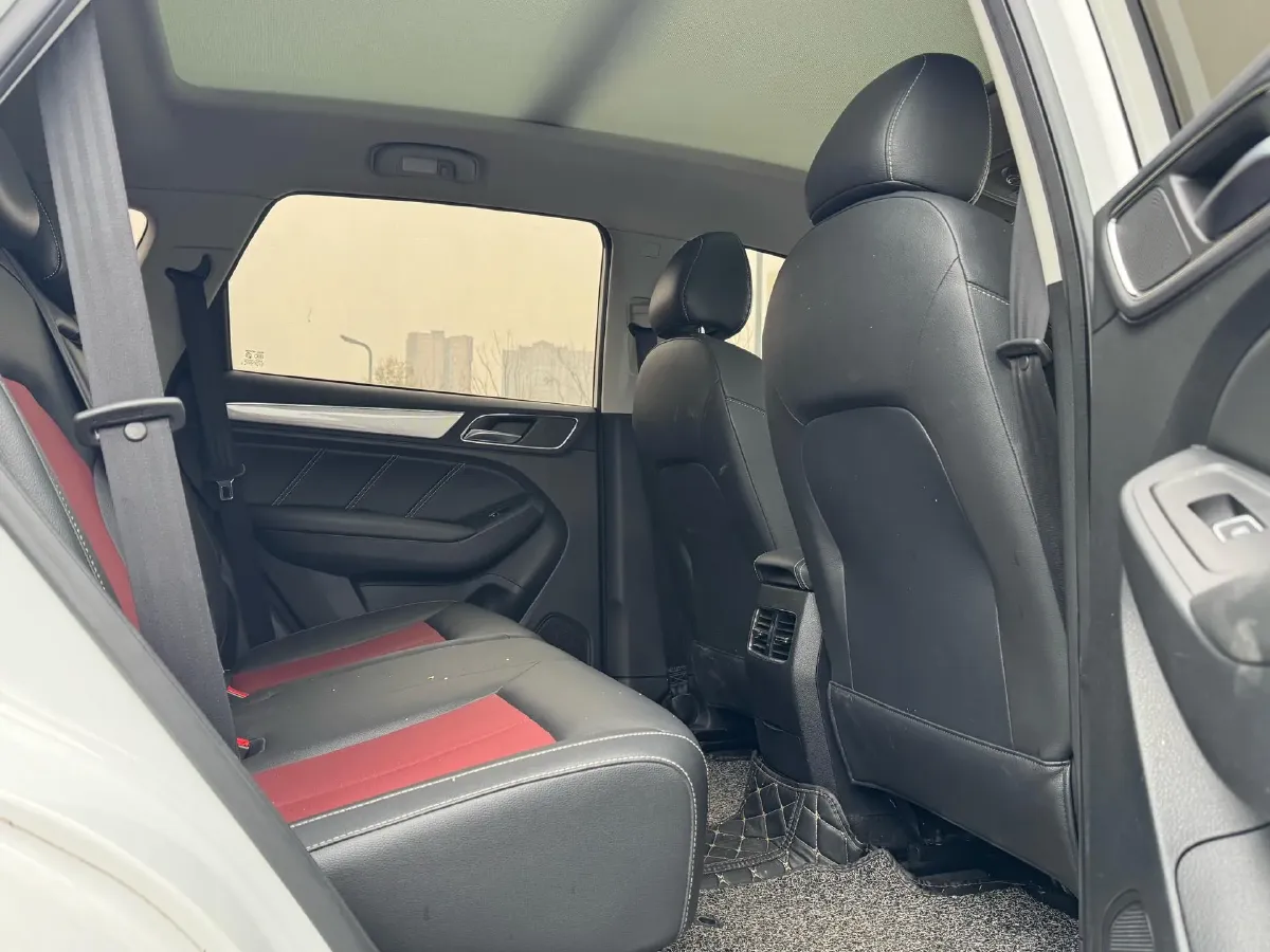 2020 Dongfeng YuFeng P16 2.4T 218HP L4 6MT,autocango,china used car exporter,china ev exporter,chinese used car exporter,chinese used ev exporter