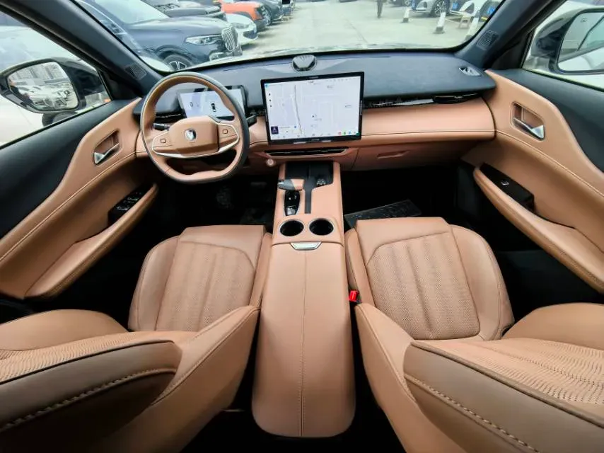 2025 ChangAn UNI-Z 1.5T 192HP L4 7DCT,autocango,china used car exporter,china ev exporter,chinese used car exporter,chinese used ev exporter