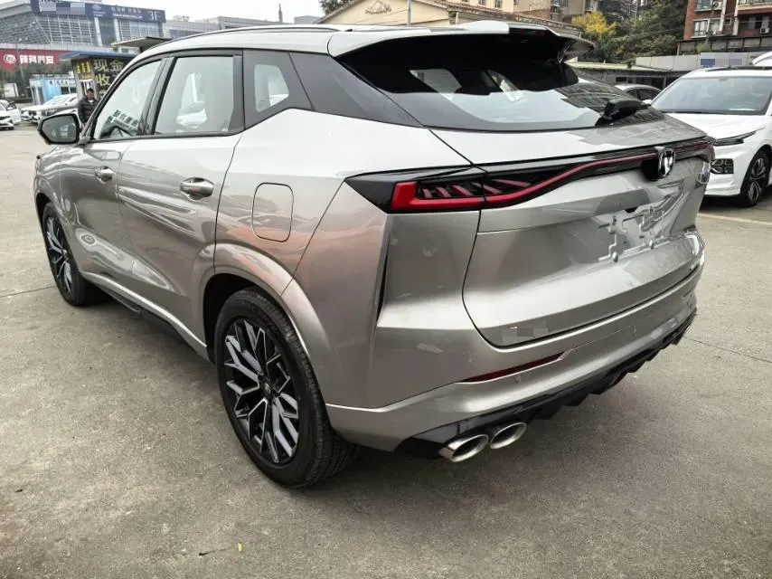 2025 ChangAn UNI-Z 1.5T 192HP L4 7DCT,autocango,china used car exporter,china ev exporter,chinese used car exporter,chinese used ev exporter