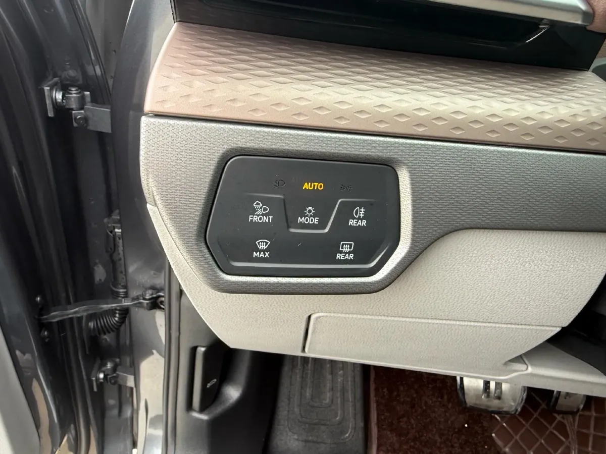 2022 Volkswagen ID.6 X BEV 83.4KWH,autocango,china used car exporter,china ev exporter,chinese used car exporter,chinese used ev exporter