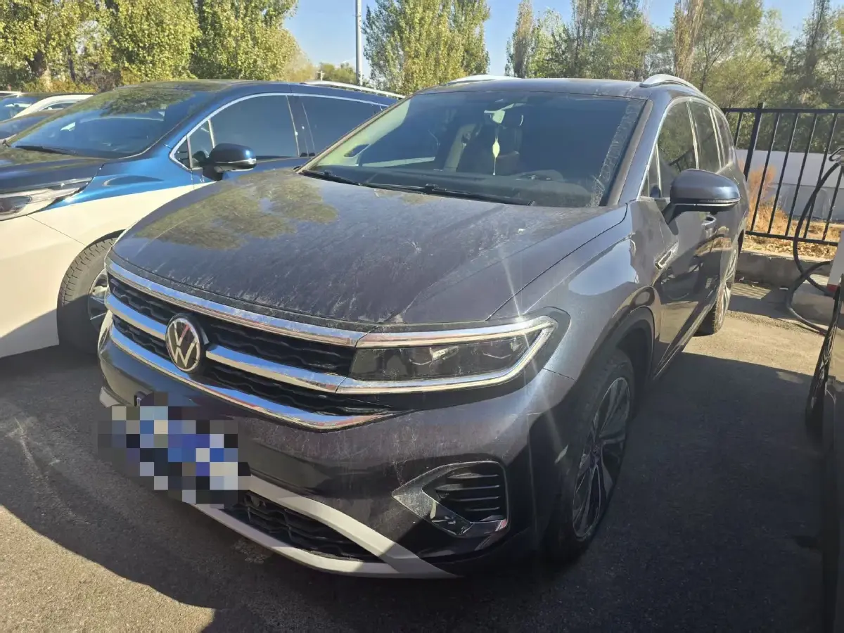 2021 Volkswagen Talagon 2.0T 220HP L4 7DCT