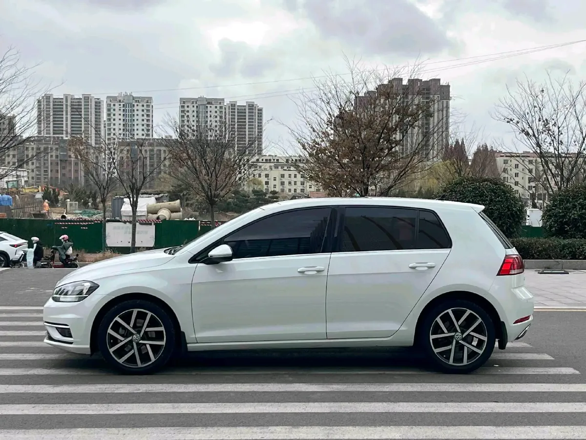 2020 Volkswagen Golf 1.4T 150HP L4 7DCT,autocango,china used car exporter,china ev exporter,chinese used car exporter,chinese used ev exporter