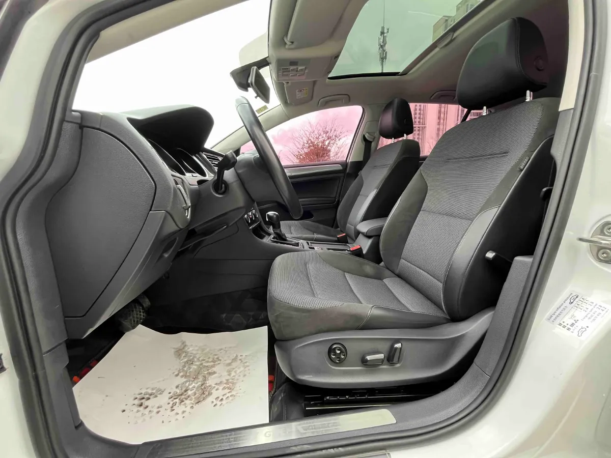 2020 Volkswagen Golf 1.4T 150HP L4 7DCT,autocango,china used car exporter,china ev exporter,chinese used car exporter,chinese used ev exporter